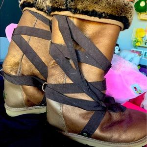 Womens UGG RARE BOOTS 8 gorgeous